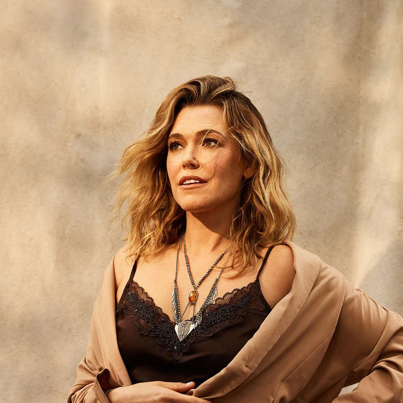 Rachel Platten “Girls”